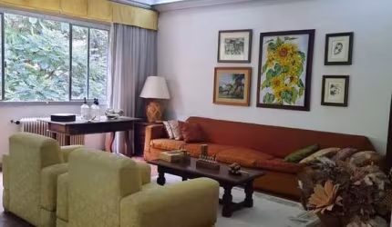 Apartamento para venda  no Bairro Moinhos de Vento em Porto Alegre