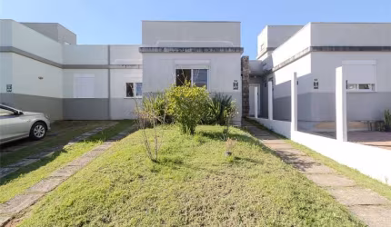 Casa para venda  no Bairro Lomba do Pinheiro em Porto Alegre