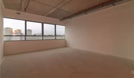 Sala para venda  no Bairro Chácara das Pedras em Porto Alegre