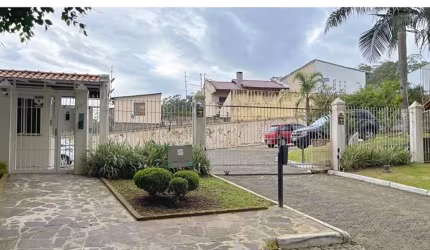 Casa em Condomínio para venda  no Bairro Espírito Santo em Porto Alegre