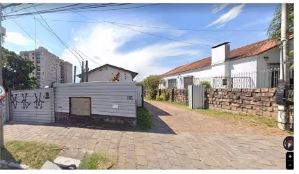 Terreno-Lote Residencial para venda  no Bairro GLORIA em Porto Alegre