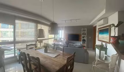 Apartamento para venda  no Bairro Menino Deus em Porto Alegre