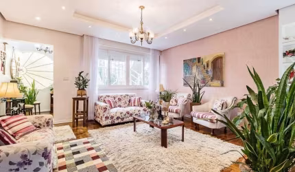 Casa para venda  no Bairro Jardim Europa em Porto Alegre