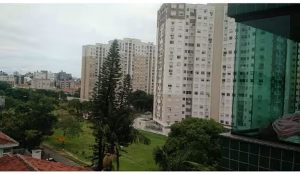 Apartamento para venda  no Bairro VILA IPIRANGA em Porto Alegre