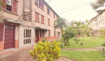 Apartamento para venda  no Bairro Passo da Areia em Porto Alegre
