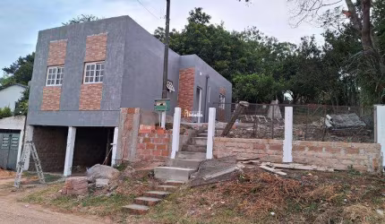 Casa de Alvenaria com pátio individual,Tarumã,Viamão !!!!