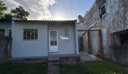CASA RECÉM REFORMADA - ESTALAGEM - VIAMÃO RS
