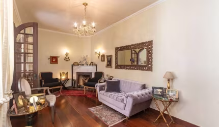 Apartamento para venda  no Bairro Farroupilha em Porto Alegre