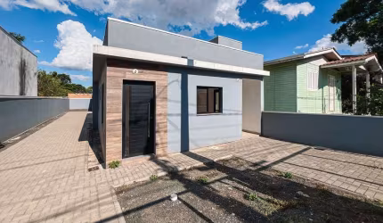 Casa para venda  no Bairro São José em Canoas