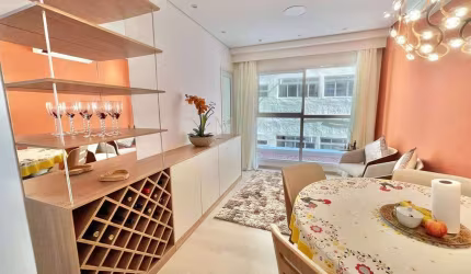 Apartamento NOVO, na quadra da praia com 2 dormitórios, suítes e lazer.