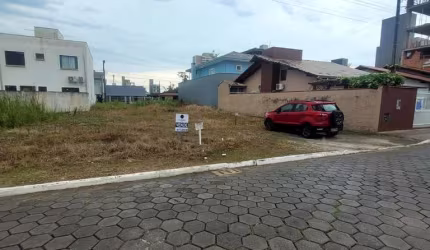 Terreno à venda, 249 m² por R$ 1.000.000,00 - Itacolomi - Balneário Piçarras/SC