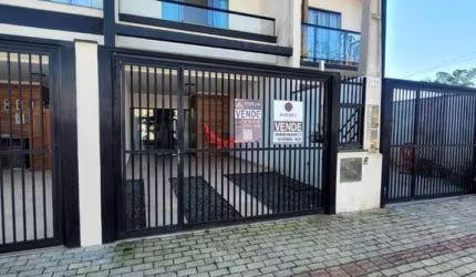 Sobrado à venda, 126 m² por R$ 650.000,00 - Itacolomi - Balneário Piçarras/SC