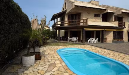 Sobrado à venda, 360 m² por R$ 4.500.000,00 - Armação - Penha/SC