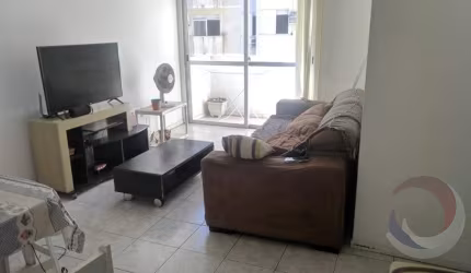 Ótimo apartamento de 3 dormitórios na Trindade