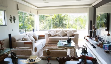 LINDA Casa de 5 dormitórios no Bosque das Mansões