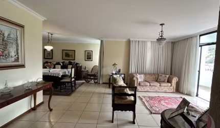 MAGNIFÍCO APARTAMENTO DE 4 DORMITÓRIOS NO CENTRO DE FLORIANÓPOLIS