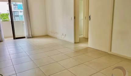 MARAVILHOSO APARTAMENTO DE 2 DORMITÓRIOS NO CENTRI DE FLORIANÓPOLIS