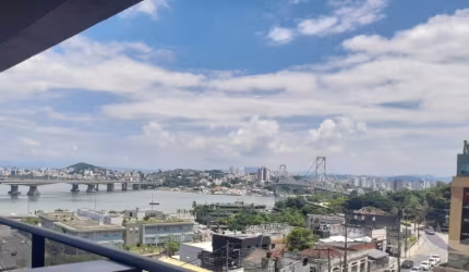 EXCELENTE APARTAMENTO DE 2 DORMITÓRIOS NO CENTRO DE FLORIANÓPOLIS