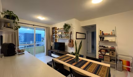 LINDO APARTAMENTO DE 2 DORMITÓRIOS NO ITACORUBI