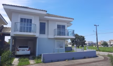 LINDA CASA RESIDENCIAL DE 3 DORMITÓRIOS NO CAMPECHE