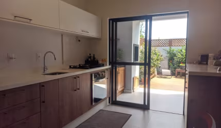 EXCELENTE CASA RESIDENCIAL DE 3 DORMITÓRIOS NO CAMPECHE