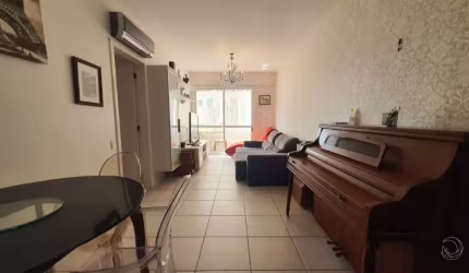 LINDO APARTAMENTO DE 3 DORMITÓRIOS NO CENTRO DE FLORIANÓPOLIS