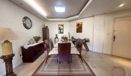 LINDO APARTAMENTO DE 3 DORMITÓRIOS NO CENTRO