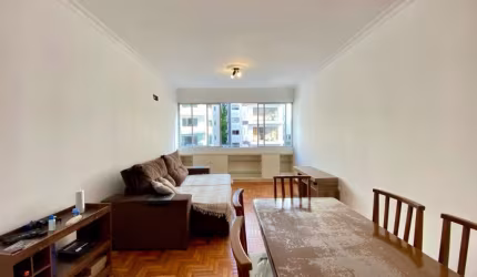 LINDO APARTAMENTO DE 2 DORMITÓRIOS NO CENTRO DE FLORIANÓPOLIS