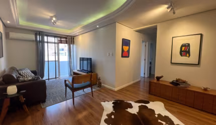 EXCELENTE APARTAMENTO DE 3 DORMITÓRIOS NO CENTRO DE FLORIANÓPOLIS