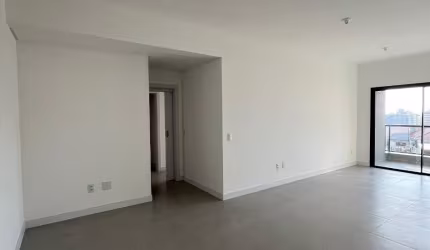 EXCELENTE APARTAMENTO DE 3 SUÍTES NO CENTRO DE FLORIANÓPOLIS