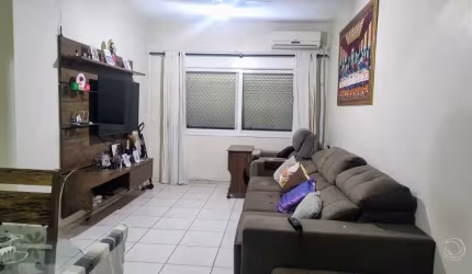 ÓTIMO APARTAMENTO DE 3 DORMITÓRIOS NO CENTRO DE FLORIANÓPOLIS
