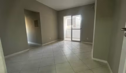 MARAVILHOSO APARTAMENTO DE 3 DORMITÓRIOS NO CENTRO DE FLORIANÓPOLIS