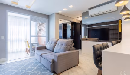 EXCELENTE APARTAMENTO DED 3 DORMITÓRIOS NO CENTRO DE FLORIANÓPOLIS