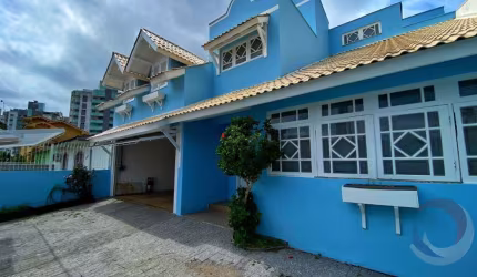 LINDA CASA DE 5 DORMITÓRIOS NO ITACORUBI