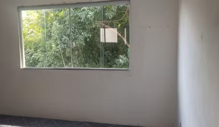 Conjunto  vale dos lagos  2/4 dependência  valor  110.000,00