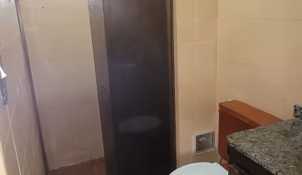 Condomínio vivendas dos pássaros  2/4 terceiro andar escada  reformado valor  1.100,00
