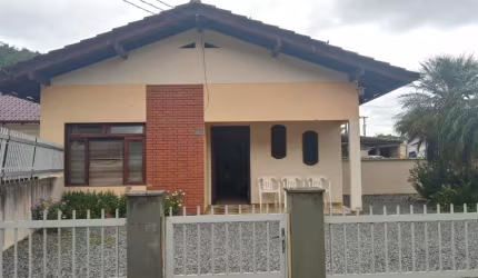VENDO OU PERMUTO CASA !!!