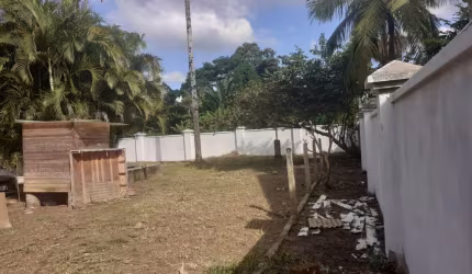 VENDO TERRENO !!!
