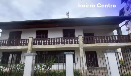ALUGO CASA COMERCIAL/ RESIDENCIAL NO CENTRO!