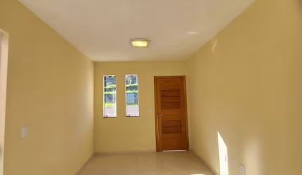 VENDO CASA NOVA !!!