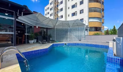 VENDO LINDA CASA MOBILIADA E COM BELA PISCINA