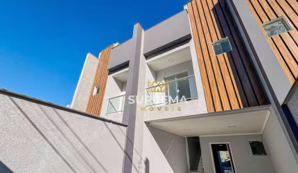 Sobrado com 3 dormitórios à venda, 230 m² por R$ 1.030.000,00 - Costa e Silva - Joinville/SC