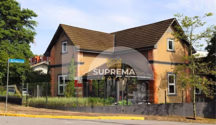 Casa comercial no Glória à venda por R$ 1.980.000 ou aluguel por R$ 11.000/mês - Joinville/SC