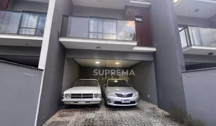 Sobrado com 3 dormitórios à venda, 124 m² por R$ 850.000,00 - Costa e Silva - Joinville/SC