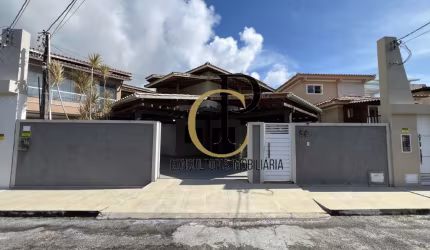 Excelente Casa em Vilas do Atlântico - 4 Quartos