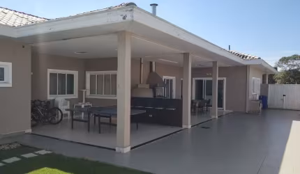 Casa térrea 4 Dormitórios ( 2 Suítes) 300 m2 - Condominio Mirante do Vale - Sjc.