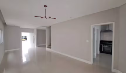 Casa 4 dormitorios ( 2 suítes), 4 vagas, Floradas do Paratehy, Urbanova, Sjc.