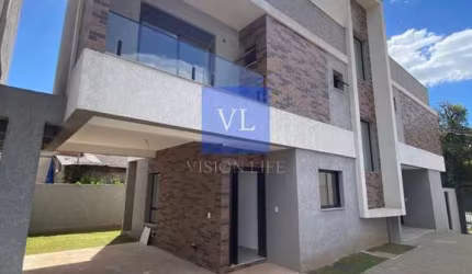 Sobrado Triplex Novo em Condomínio