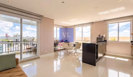 Cobertura de Luxo no Edifício Quebec - Bacacheri: 3 Suítes, 2 Vagas, Vista Panorâmica em Curitiba!