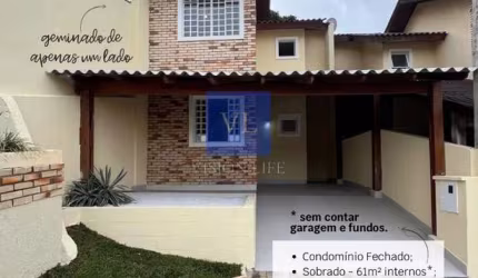 Sobrado à Venda em Santa Cândida - 2 Quartos, 86m² total - Condomínio Fechado - R$369.000,00